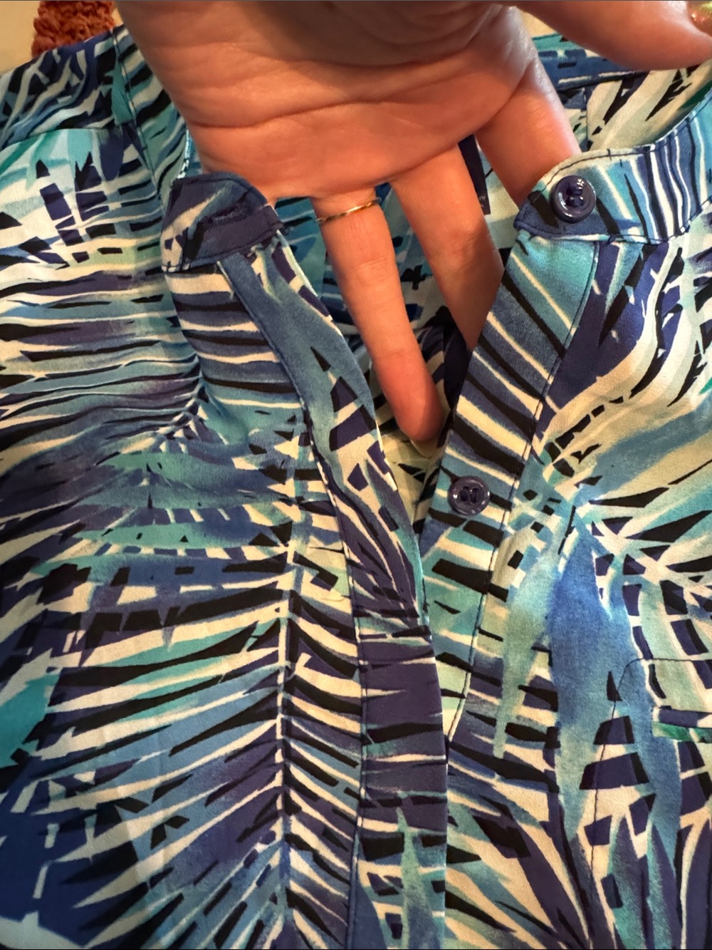 NYDJ Tropical Leaf Print Blouse in Blue and Teal - Picture 4 of 8
